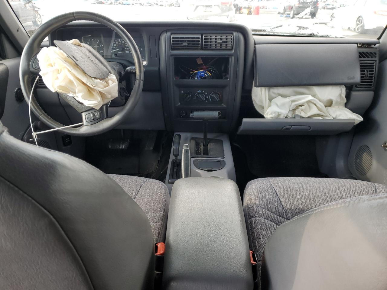 1997 Jeep Grand Cherokee - Image 8