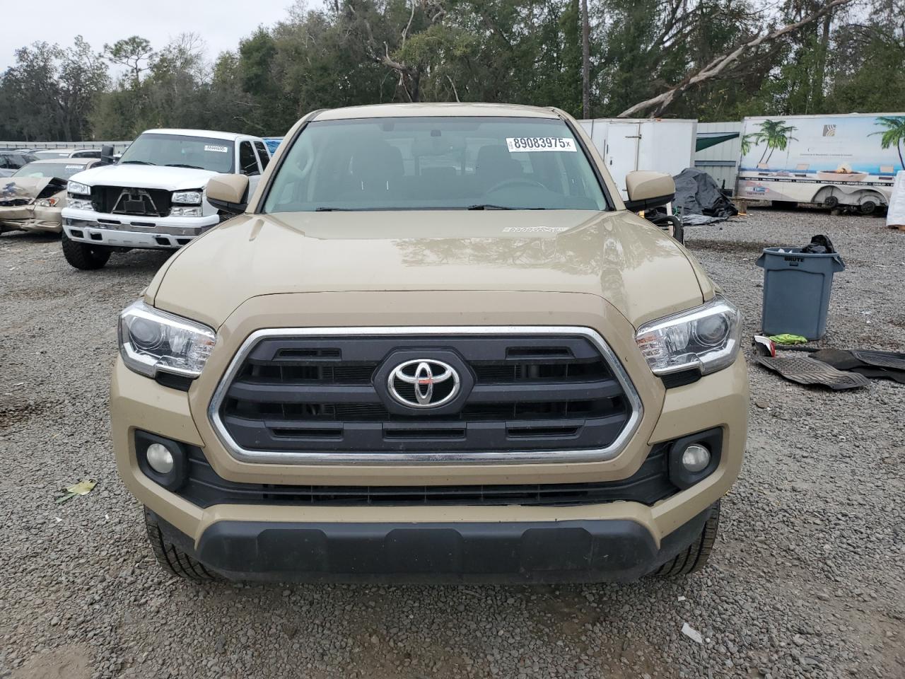 2016 Toyota Tacoma - Image 5