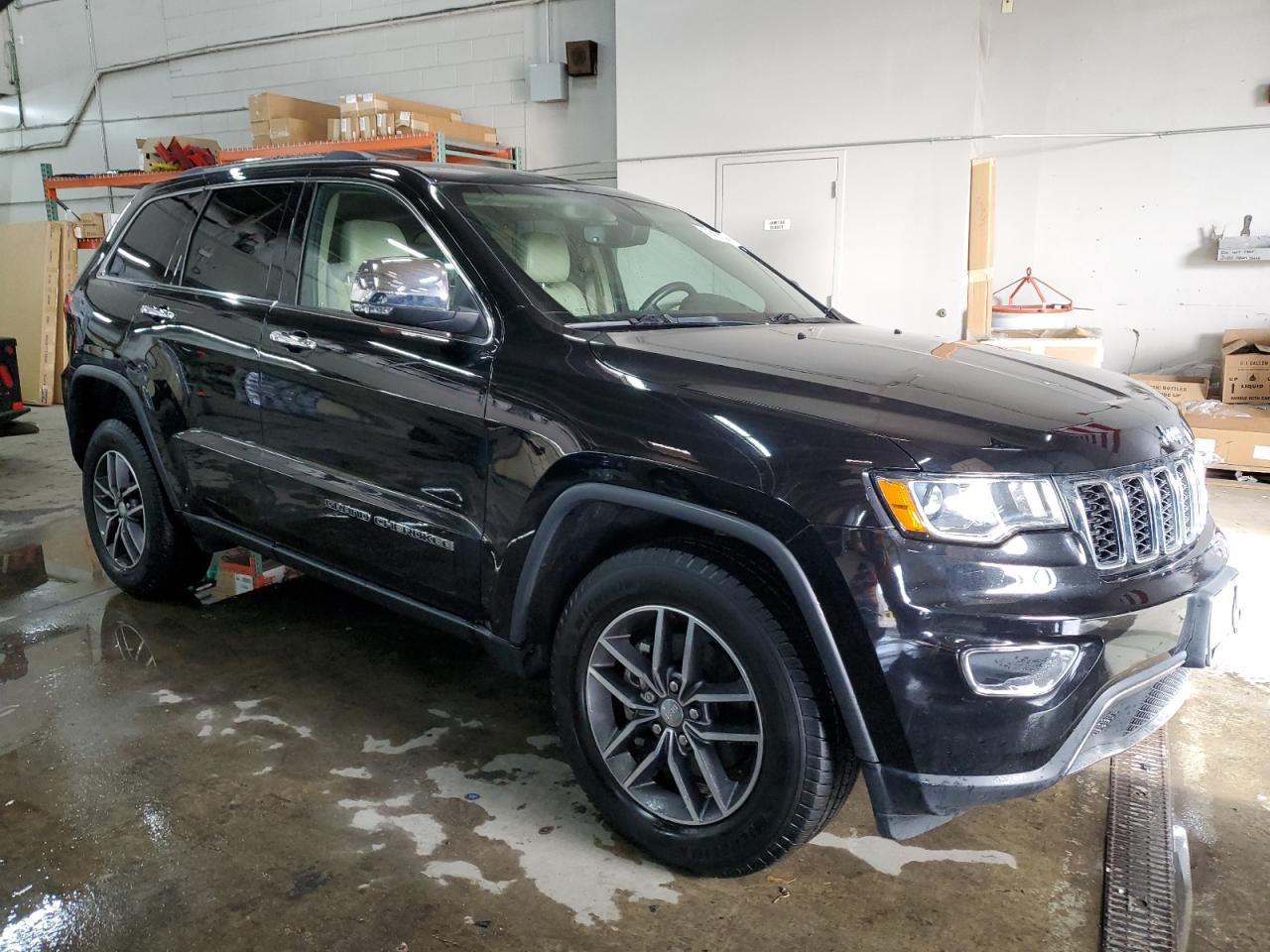 2018 Jeep Grand Cherokee - Image 4