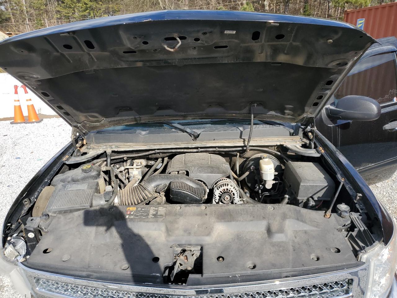 2013 Chevrolet Silverado - Image 11