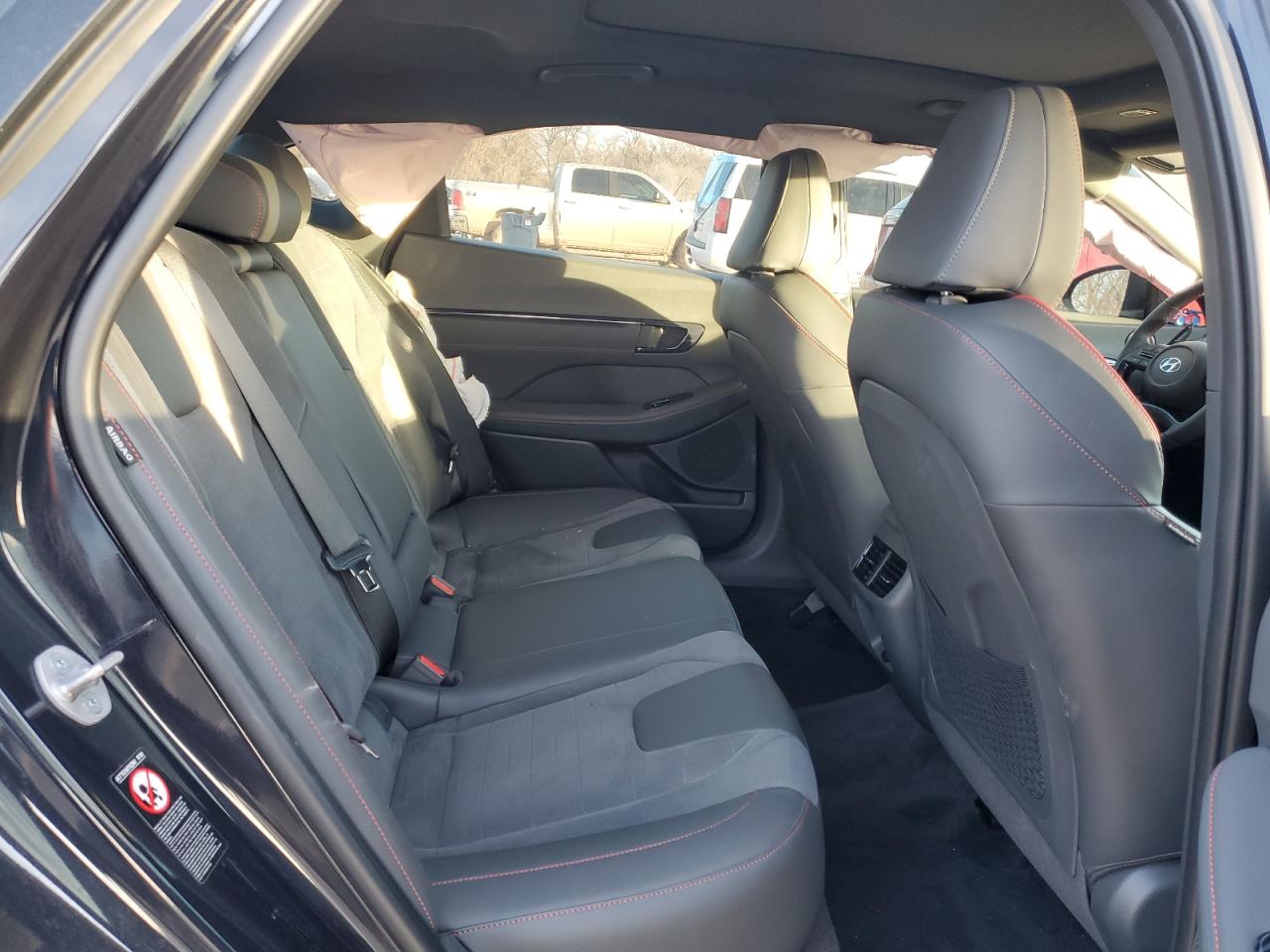 2023 Hyundai Sonata - Image 11