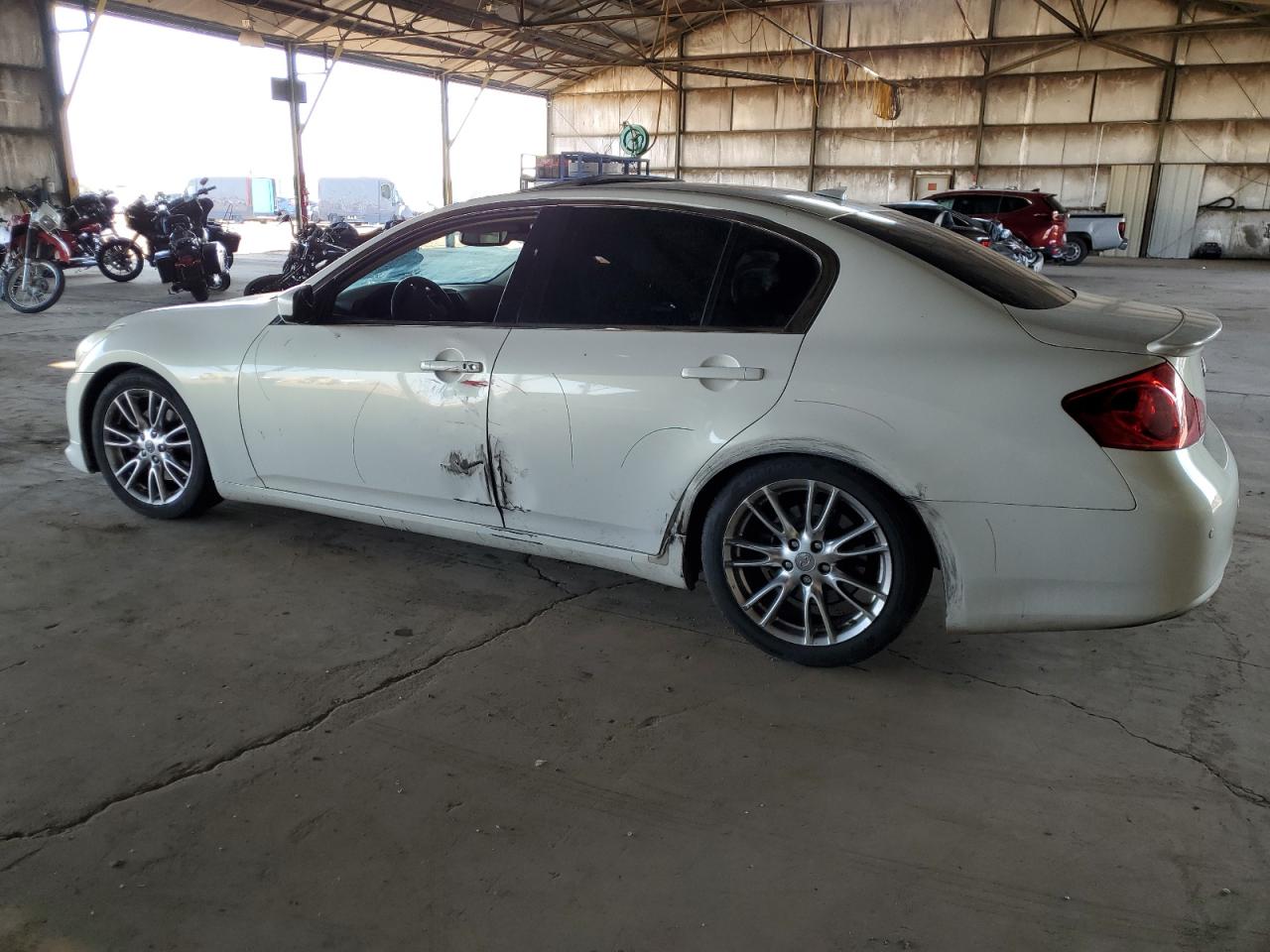 2012 Infiniti G - Image 2