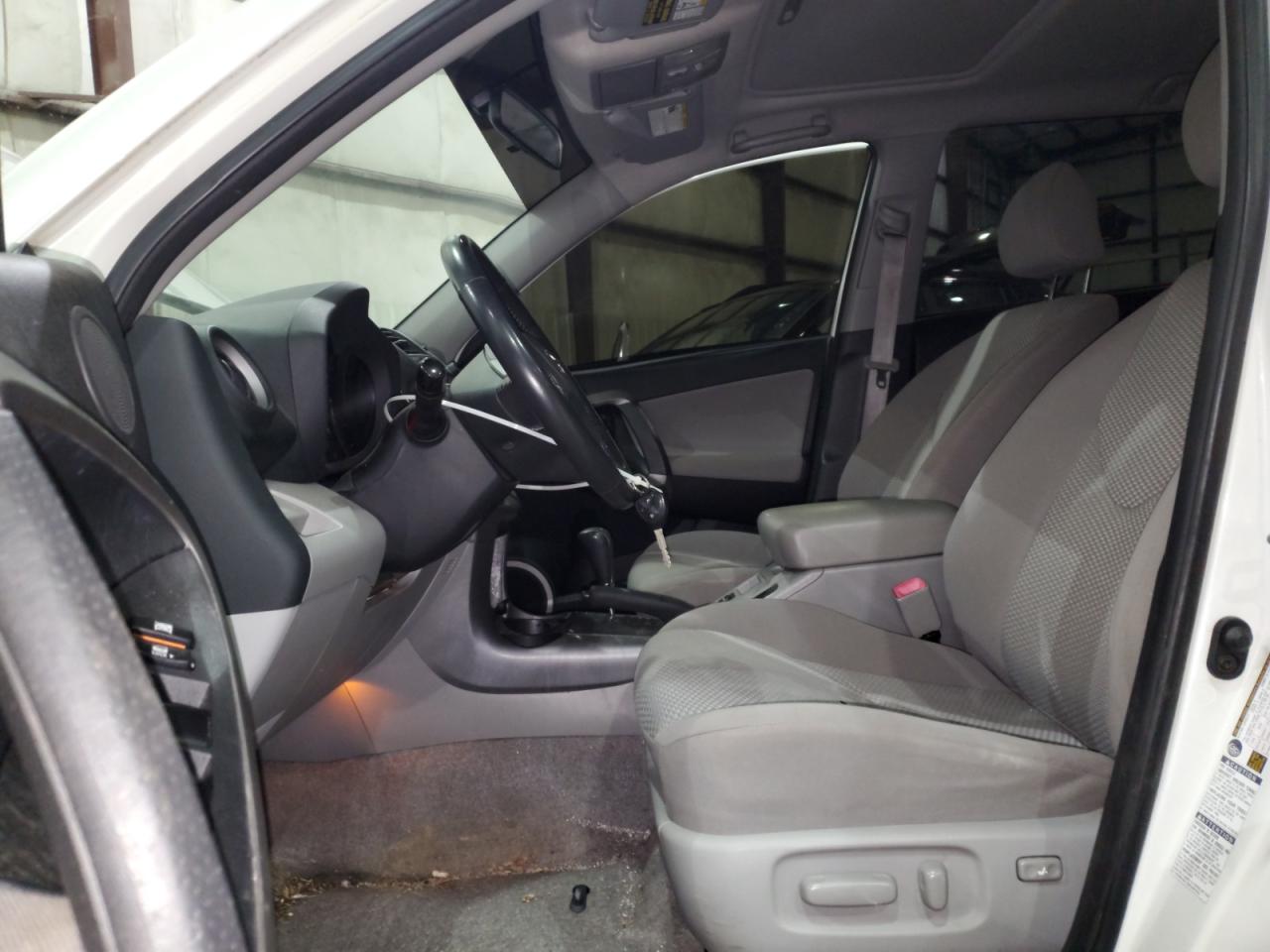 2006 Toyota RAV 4 - Image 7