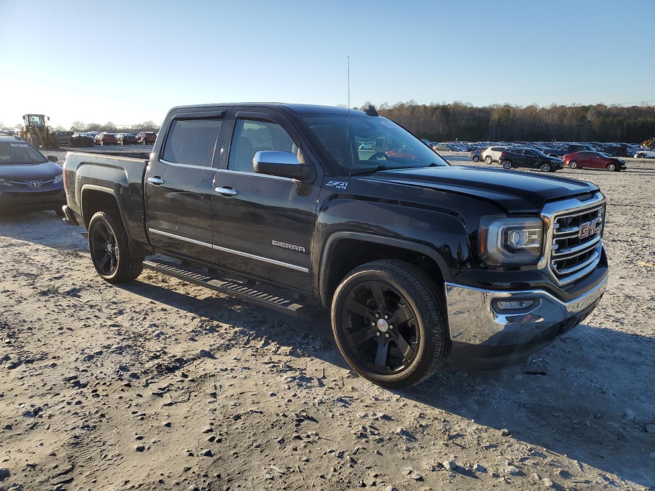 2016 GMC Sierra - Image 4
