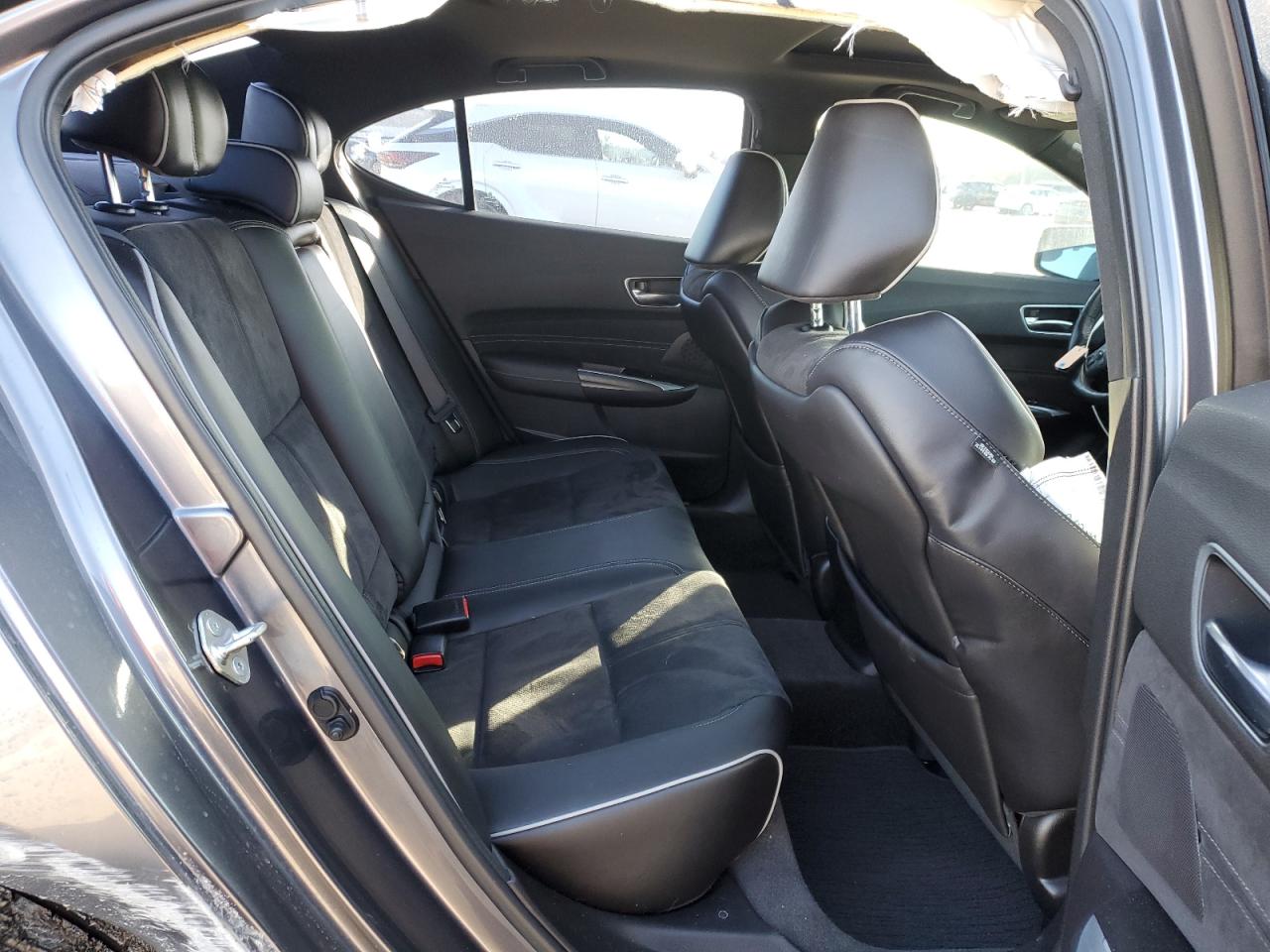 2019 Acura TLX - Image 10