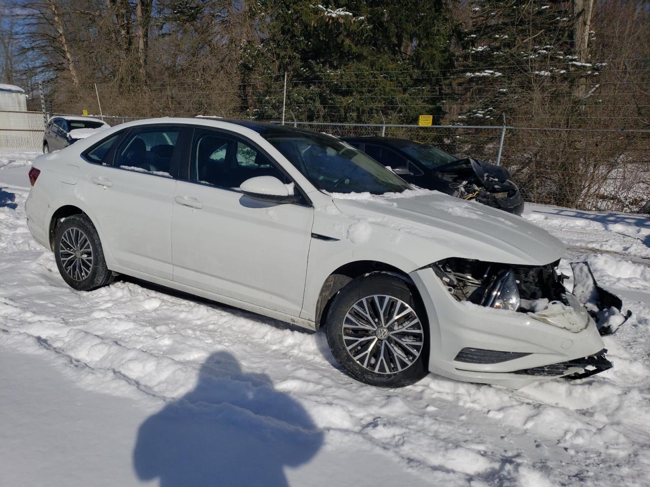 2019 Volkswagen Jetta - Image 4