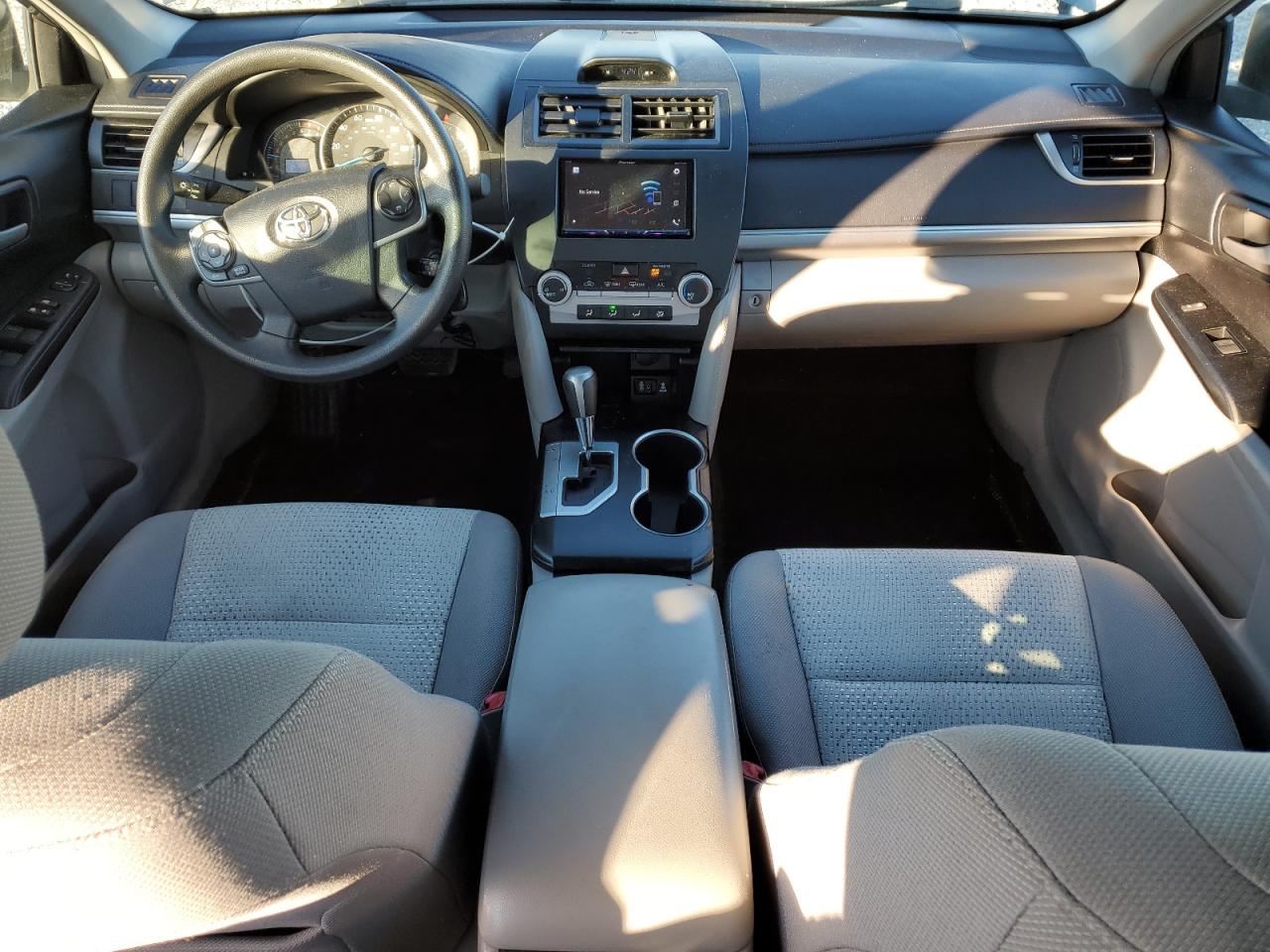 2014 Toyota Camry - Image 8