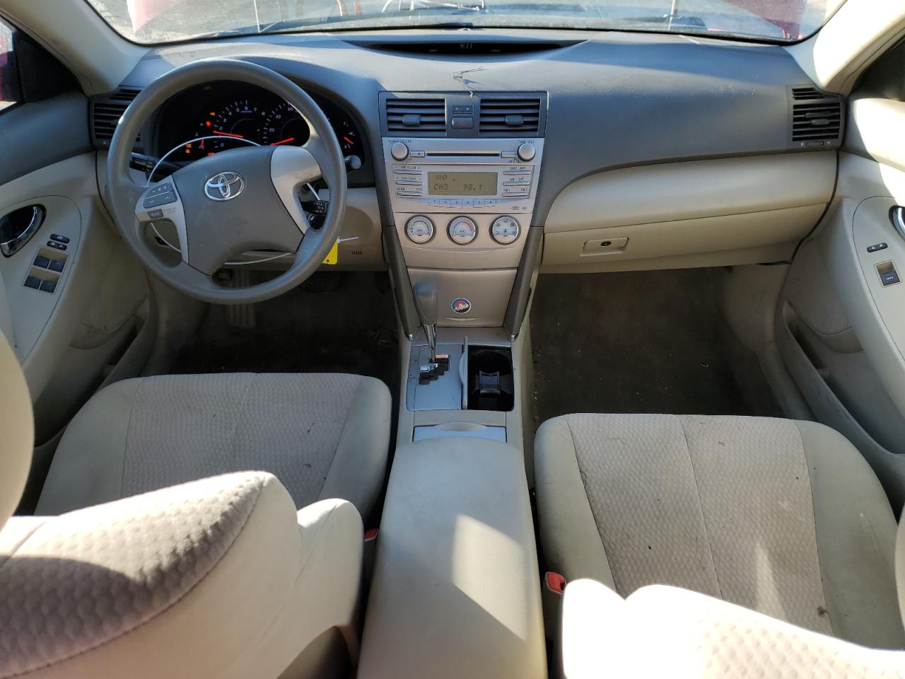 2011 Toyota Camry - Image 8