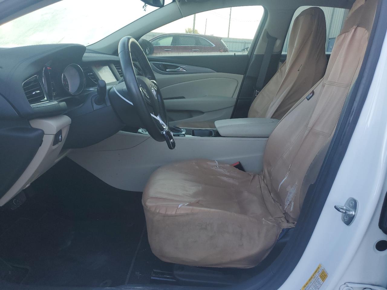 2020 Buick Regal - Image 7