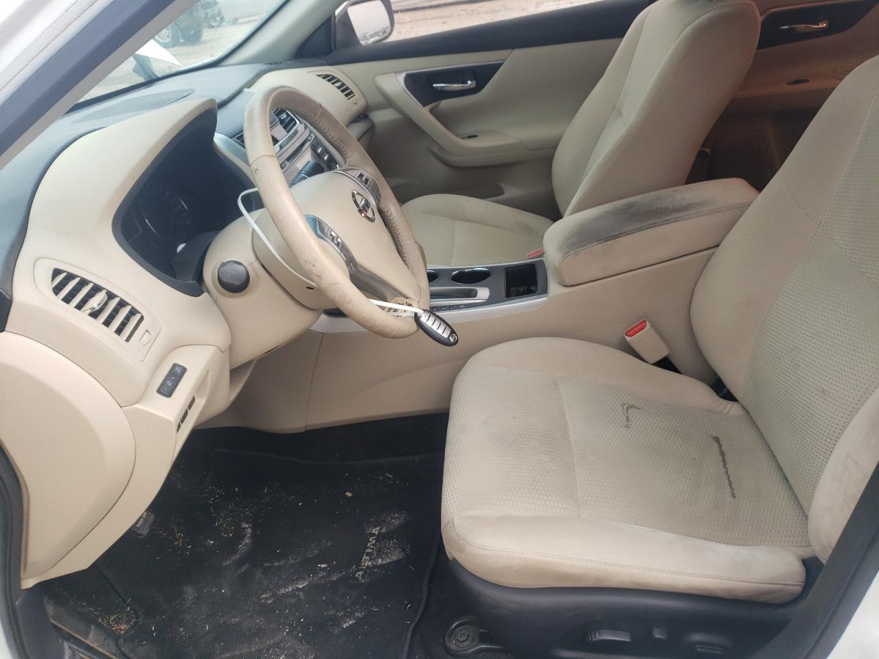 2015 Nissan Altima - Image 7