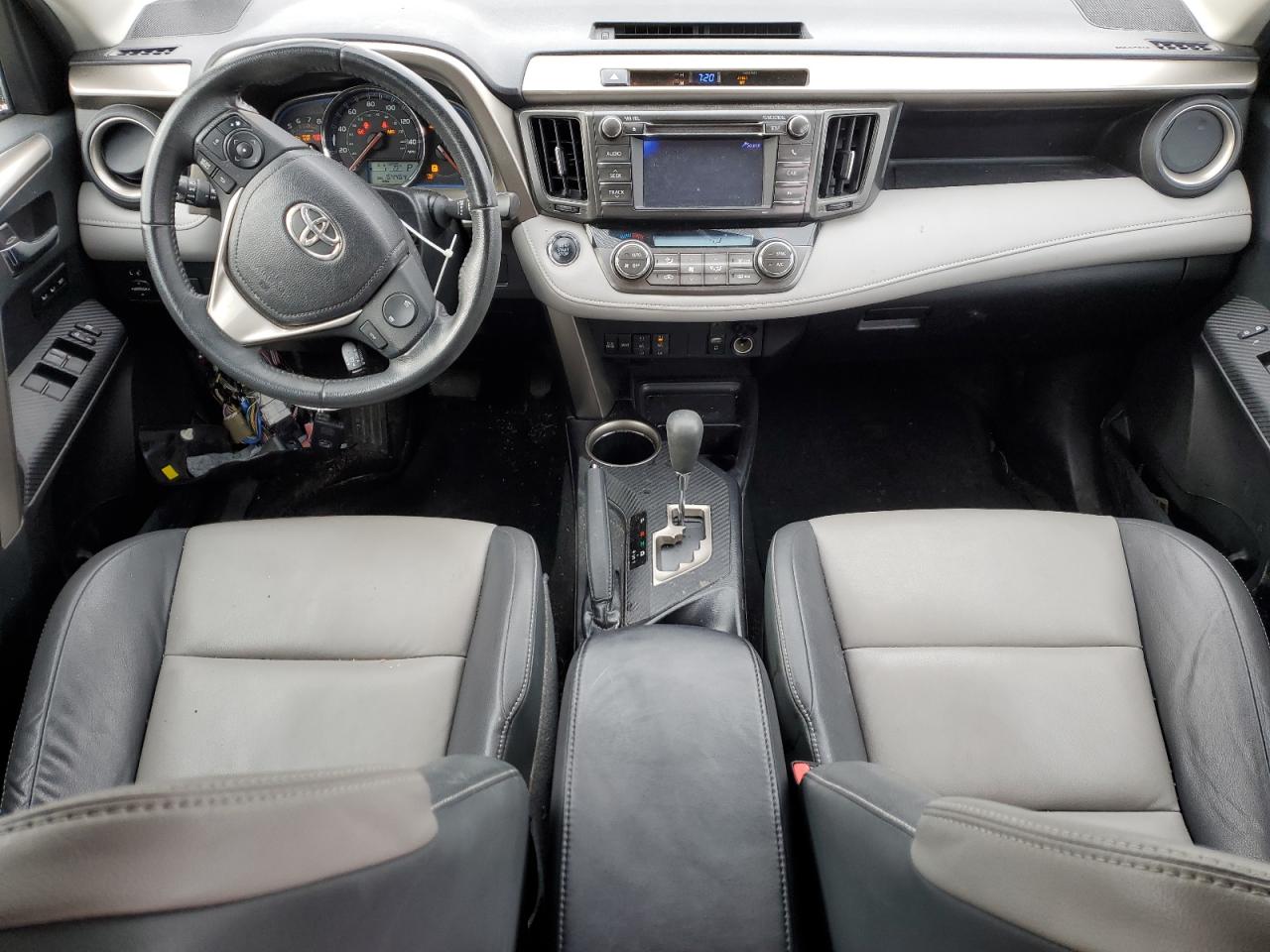 2013 Toyota RAV 4 - Image 8