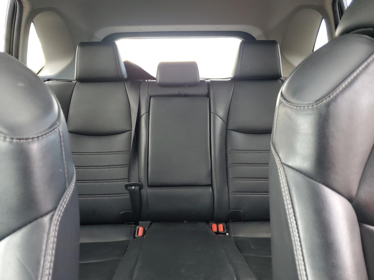 2019 Toyota RAV 4 - Image 10