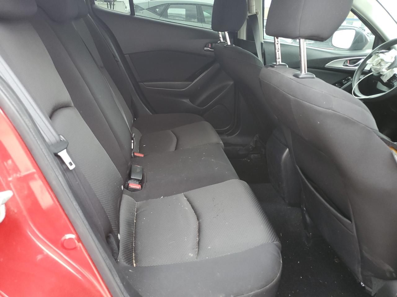 2017 Mazda 3 - Image 11