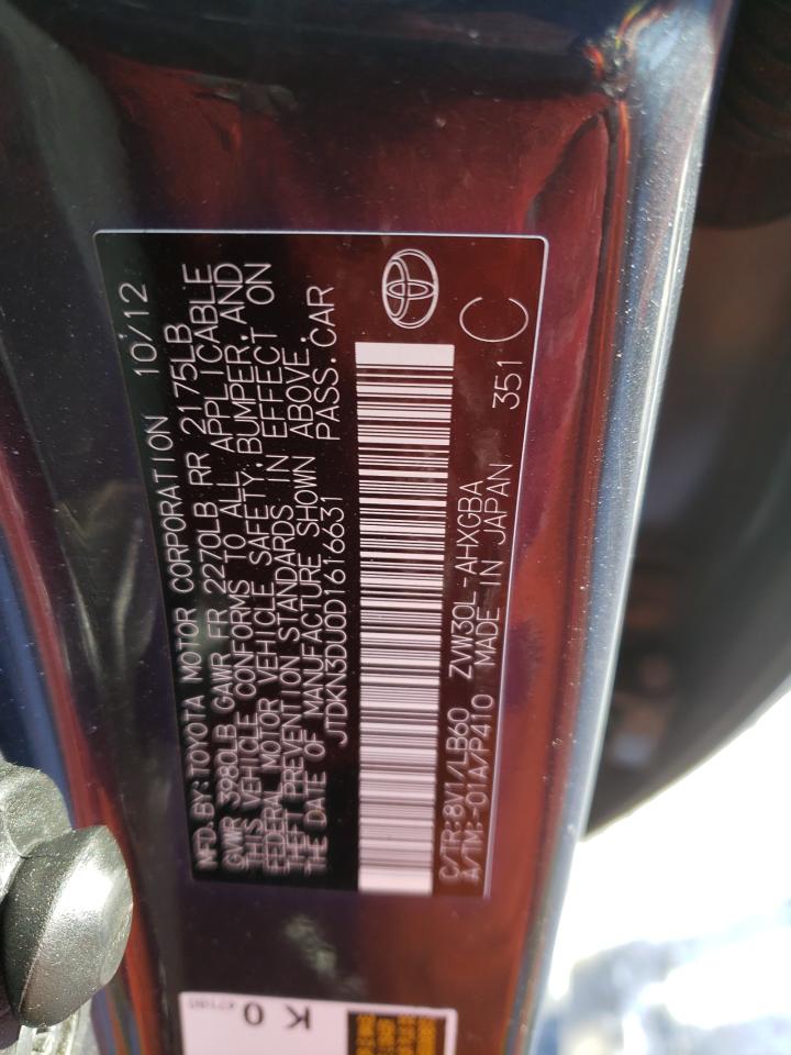 2013 Toyota Prius - Image 13