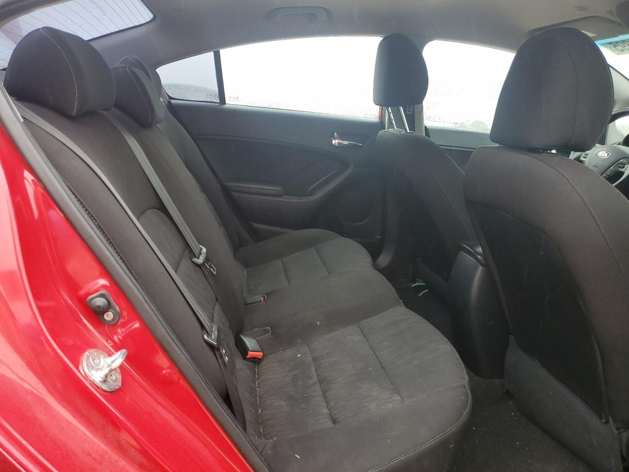 2016 Kia Forte - Image 10