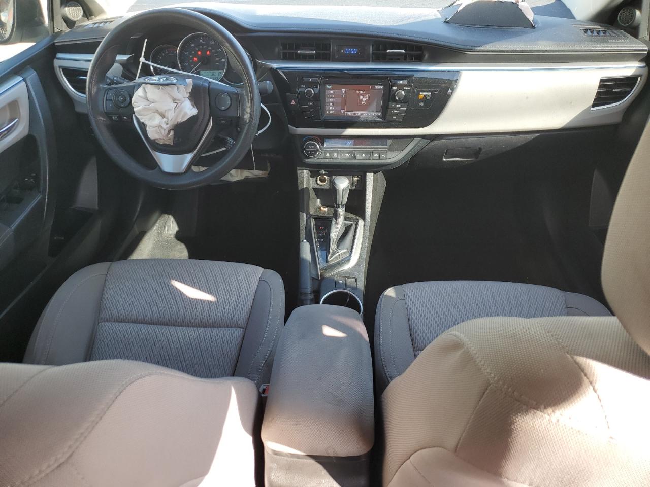 VIN 5YFBURHE7FP209512 2015 TOYOTA COROLLA no.8