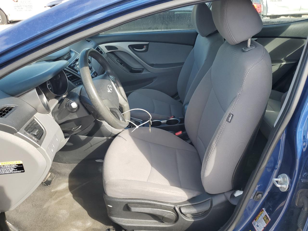 2015 Hyundai Elantra - Image 7