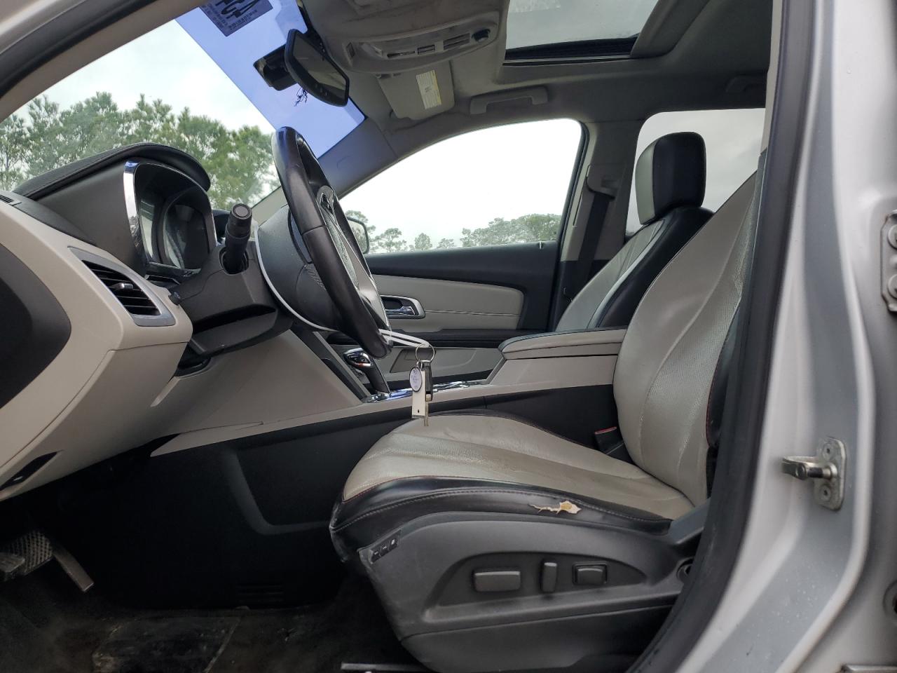 2010 GMC Terrain - Image 7