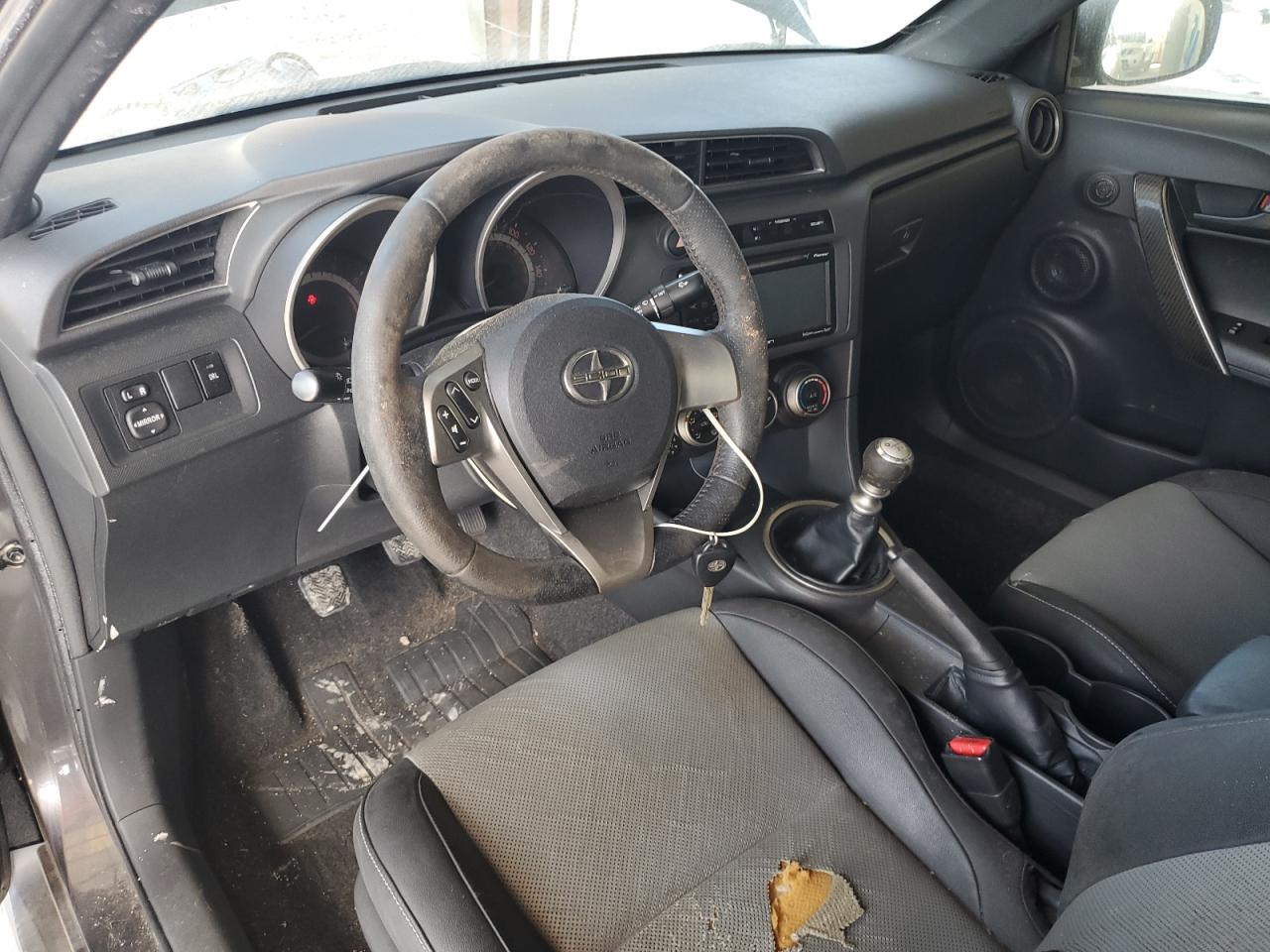 2013 Toyota tC - Image 8