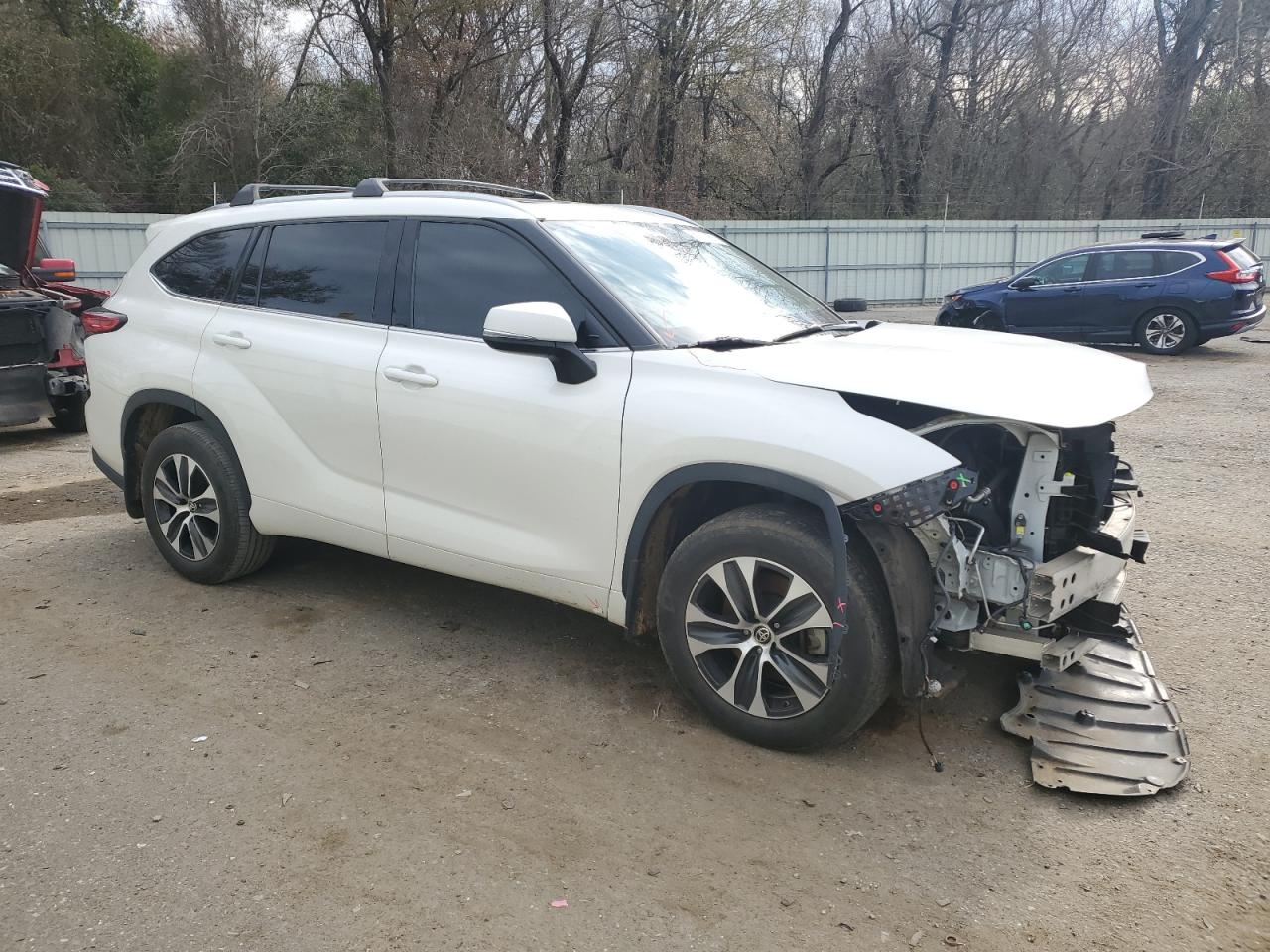 2021 Toyota Highlander - Image 4