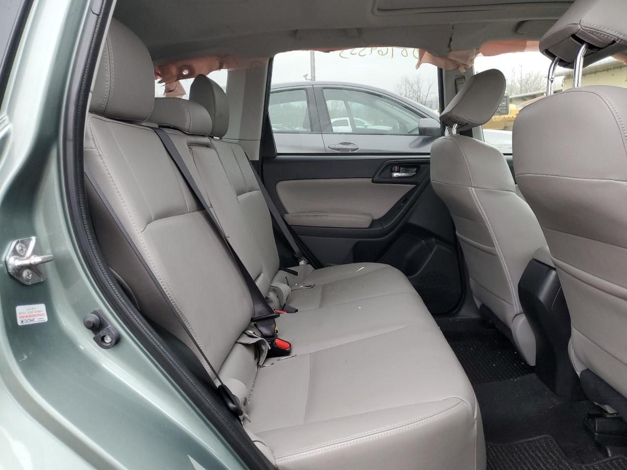 2016 Subaru Forester - Image 11