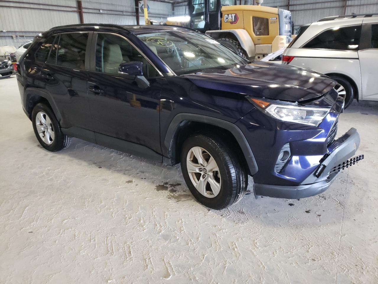 2019 Toyota RAV 4 - Image 4