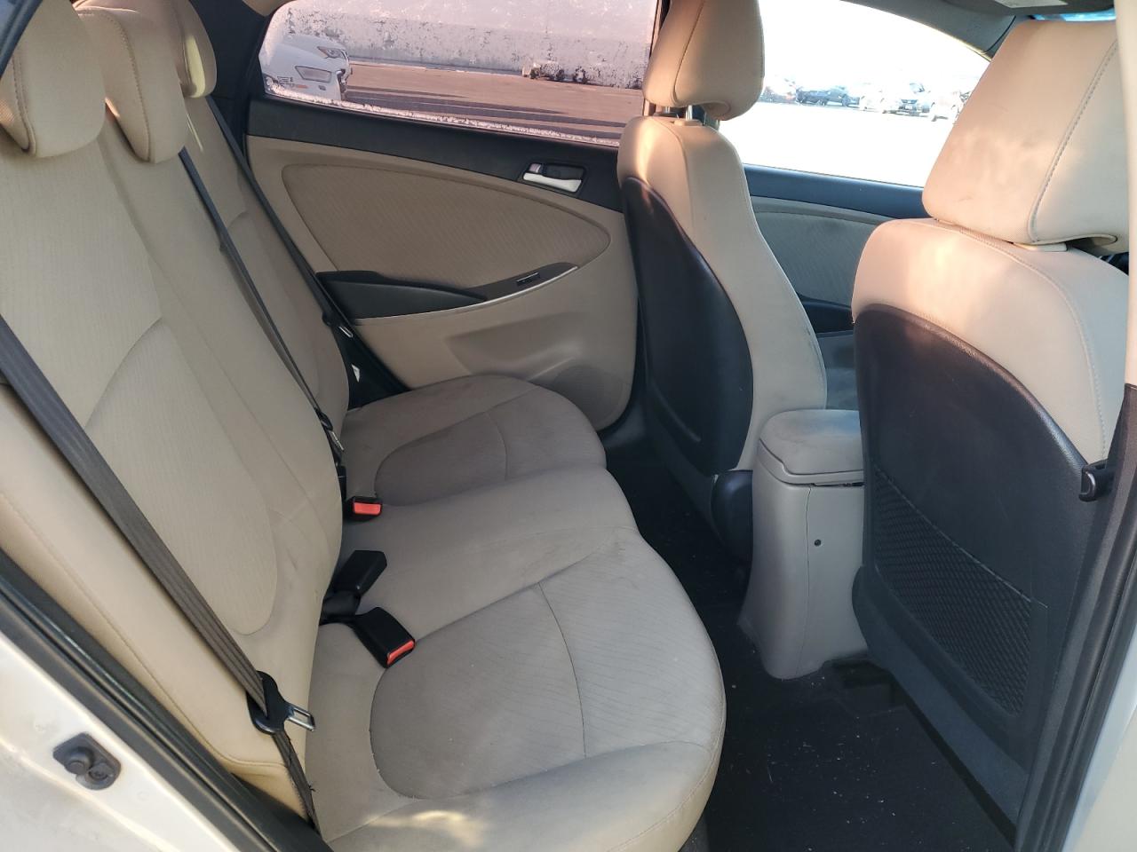 2016 Hyundai Accent - Image 10