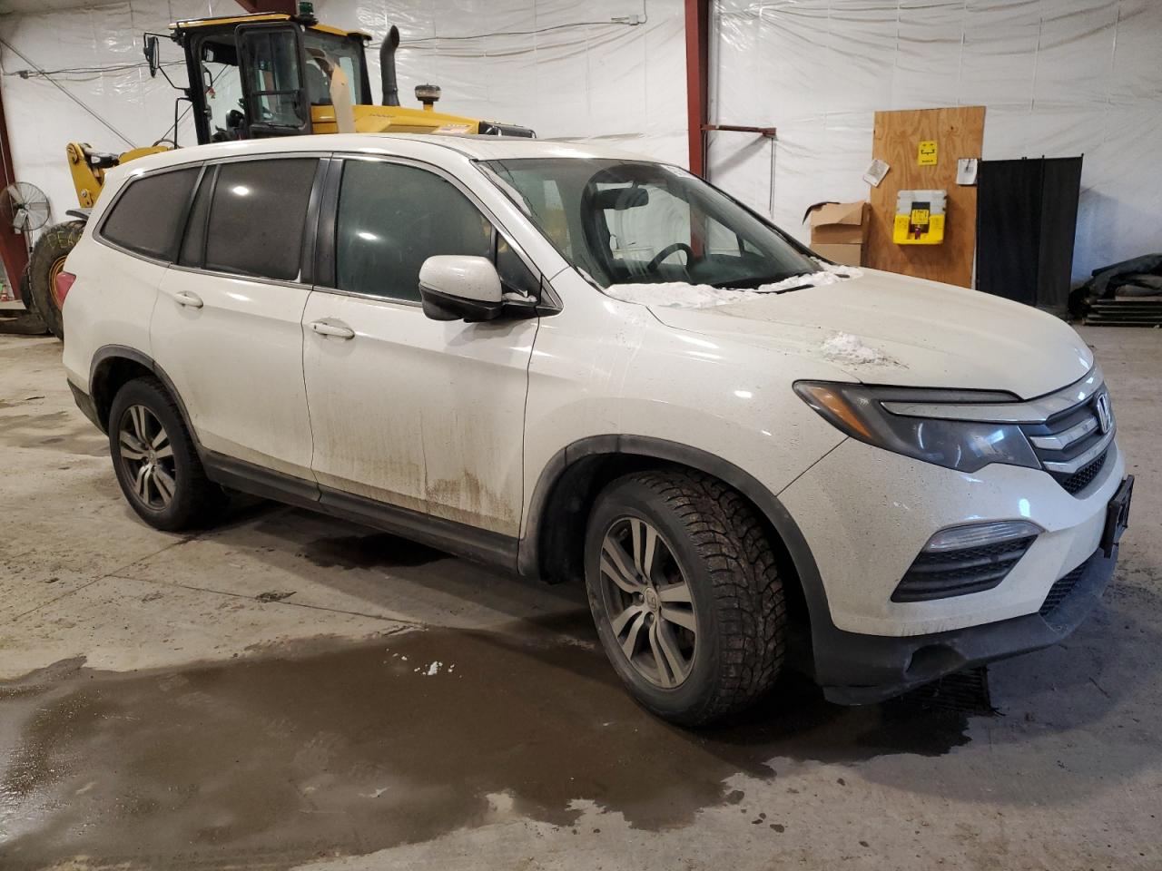 2017 Honda Pilot - Image 4