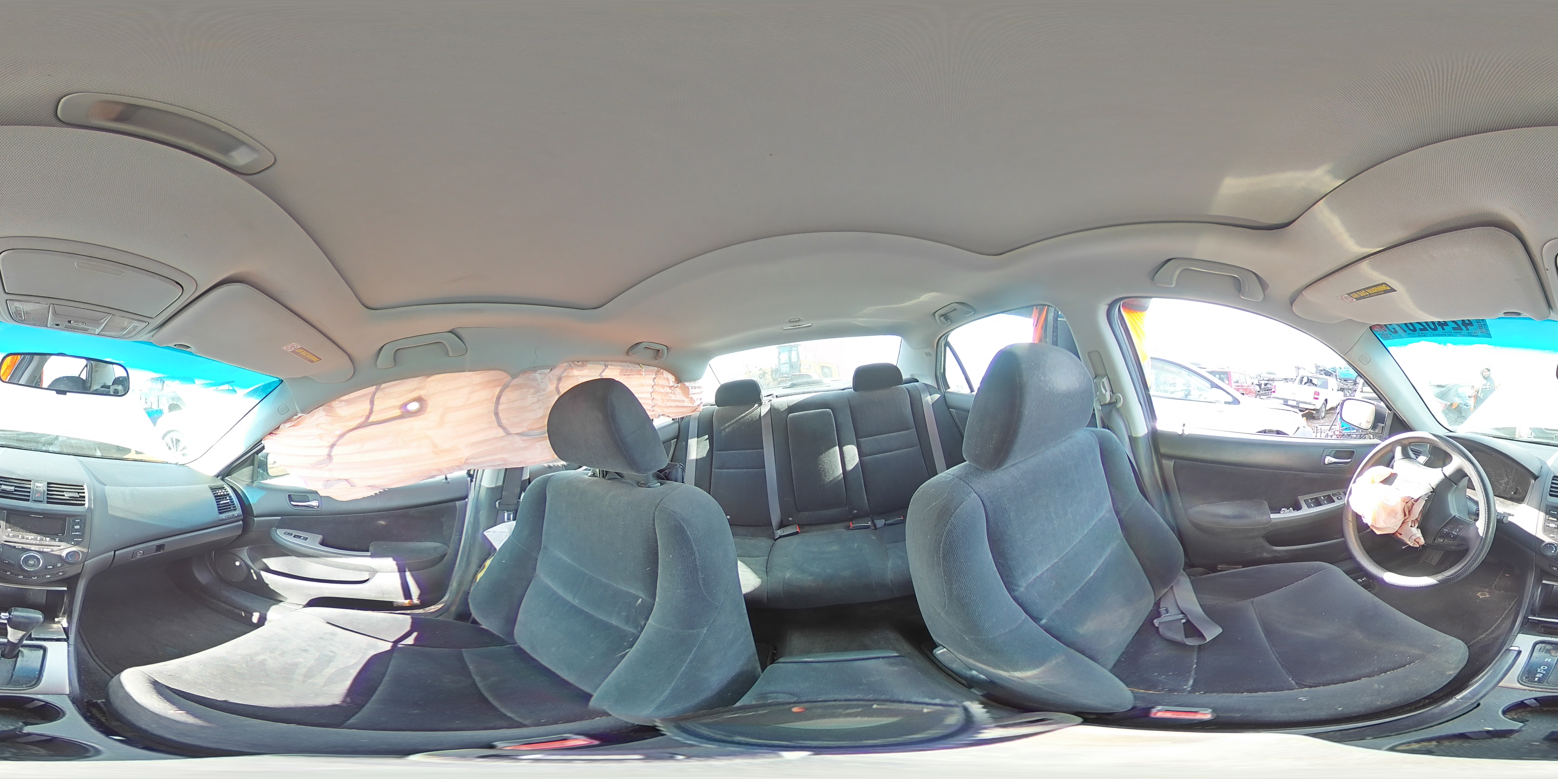 2005 Honda Accord - Image 12