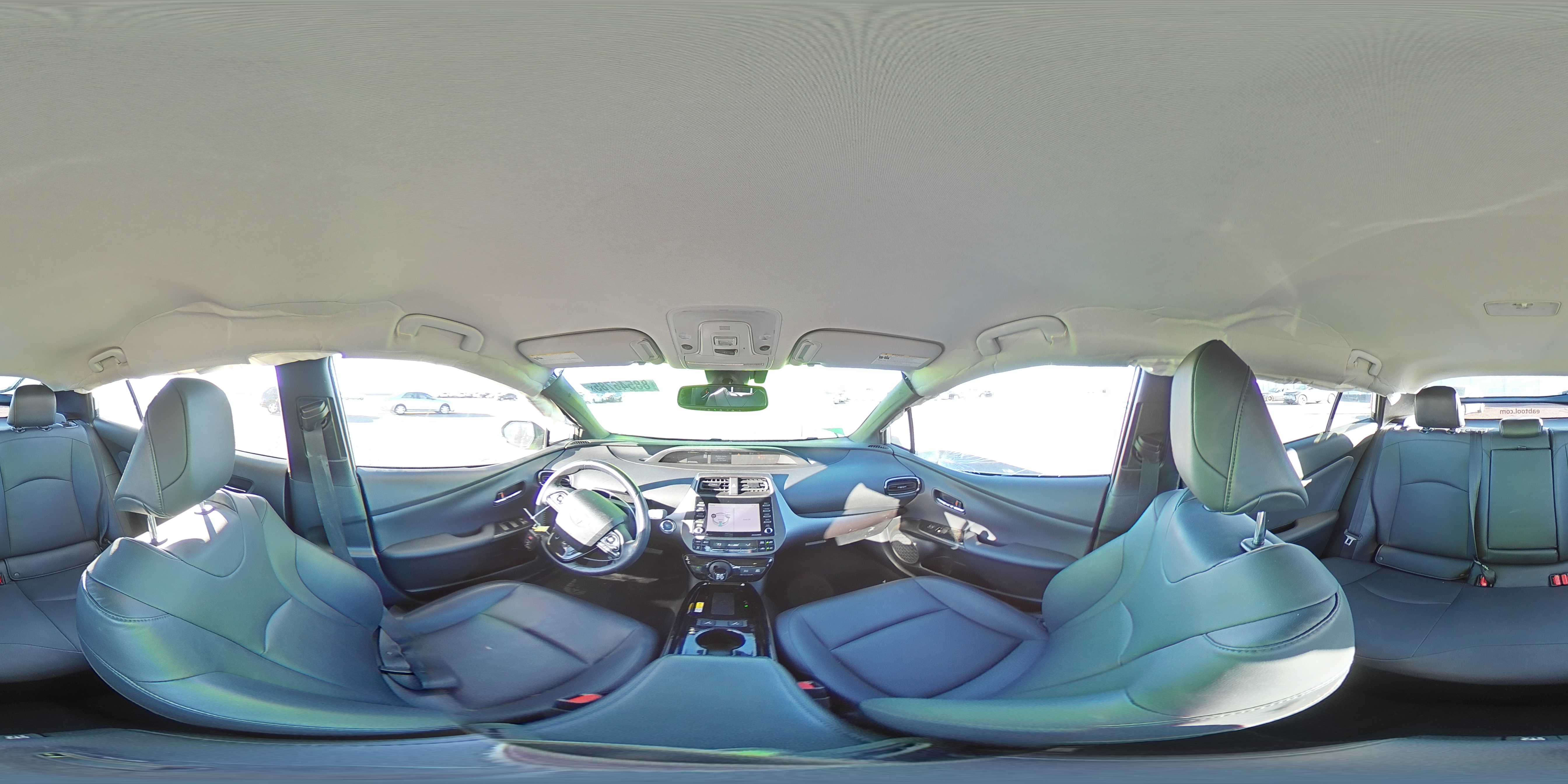 2021 Toyota Prius - Image 12