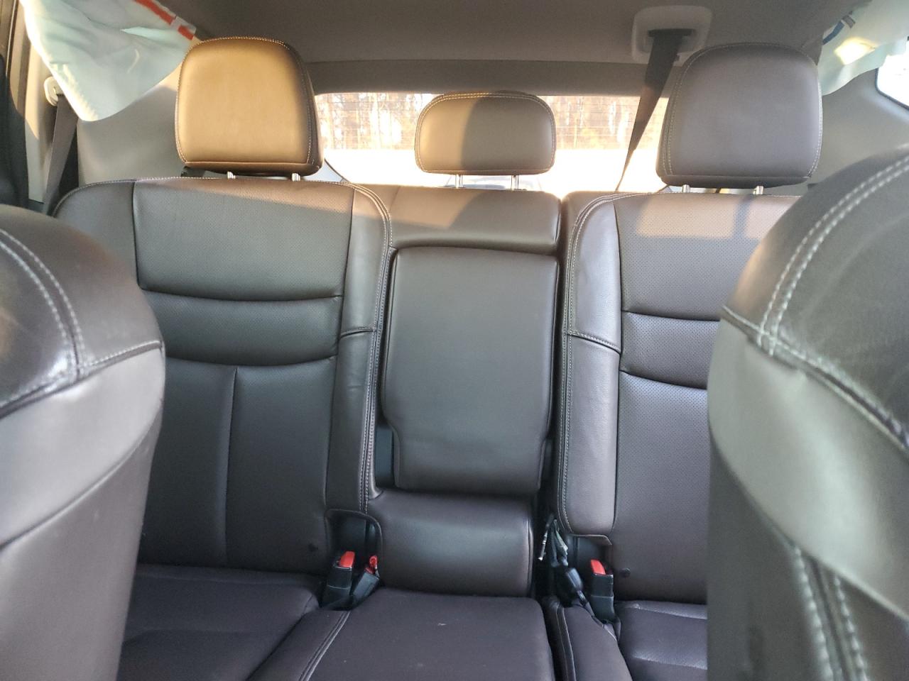 2015 Nissan Murano - Image 10