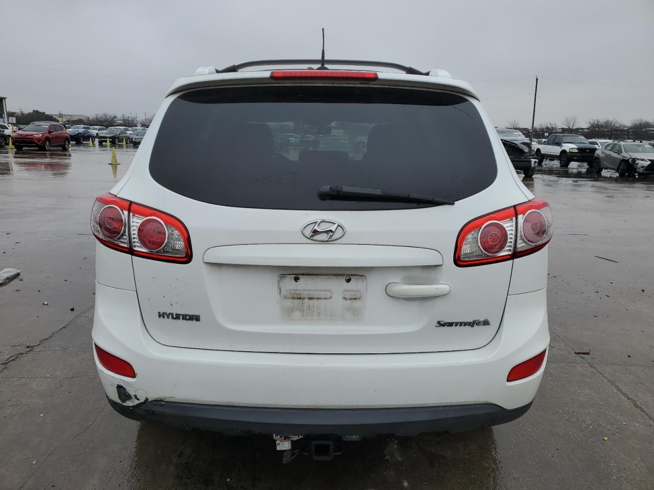 2010 Hyundai Santa Fe - Image 6