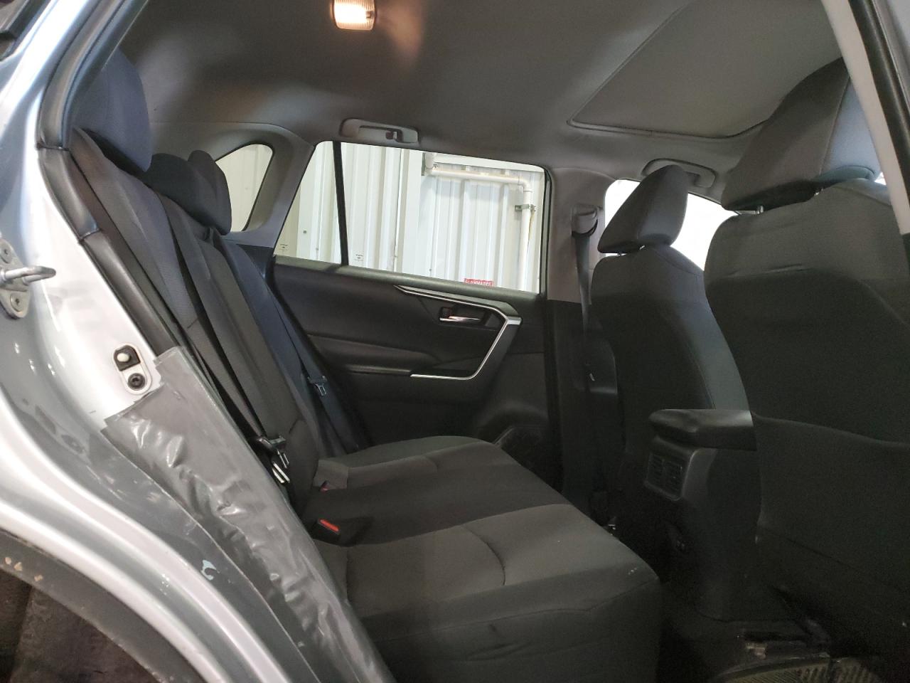 2019 Toyota RAV 4 - Image 11