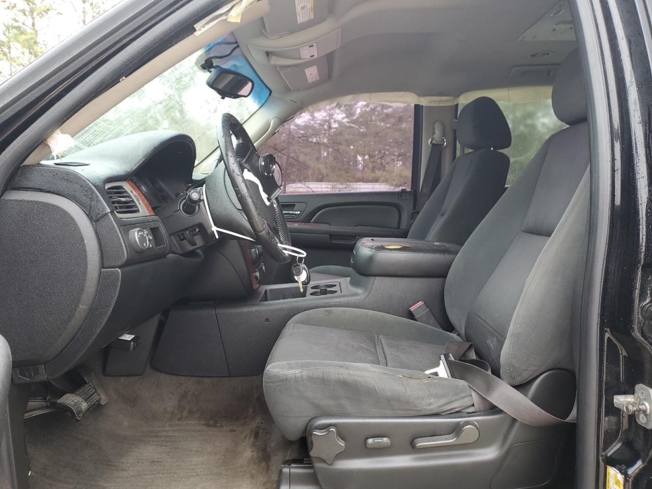 2009 Chevrolet Suburban - Image 7