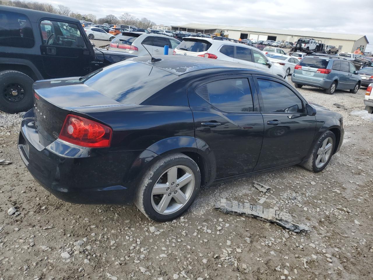 VIN 1C3CDZABXDN517423 2013 DODGE AVENGER no.3