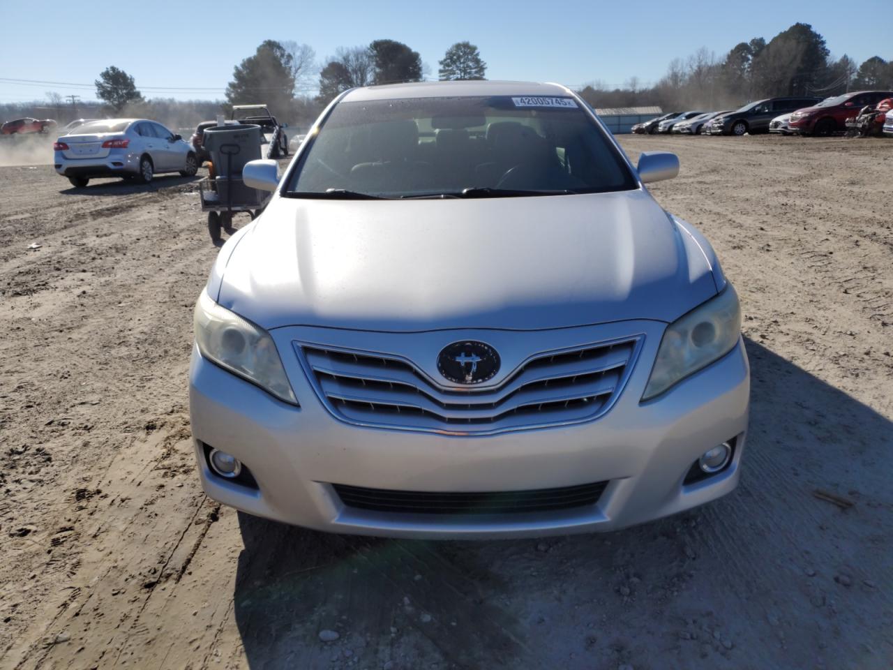 2010 Toyota Camry - Image 5