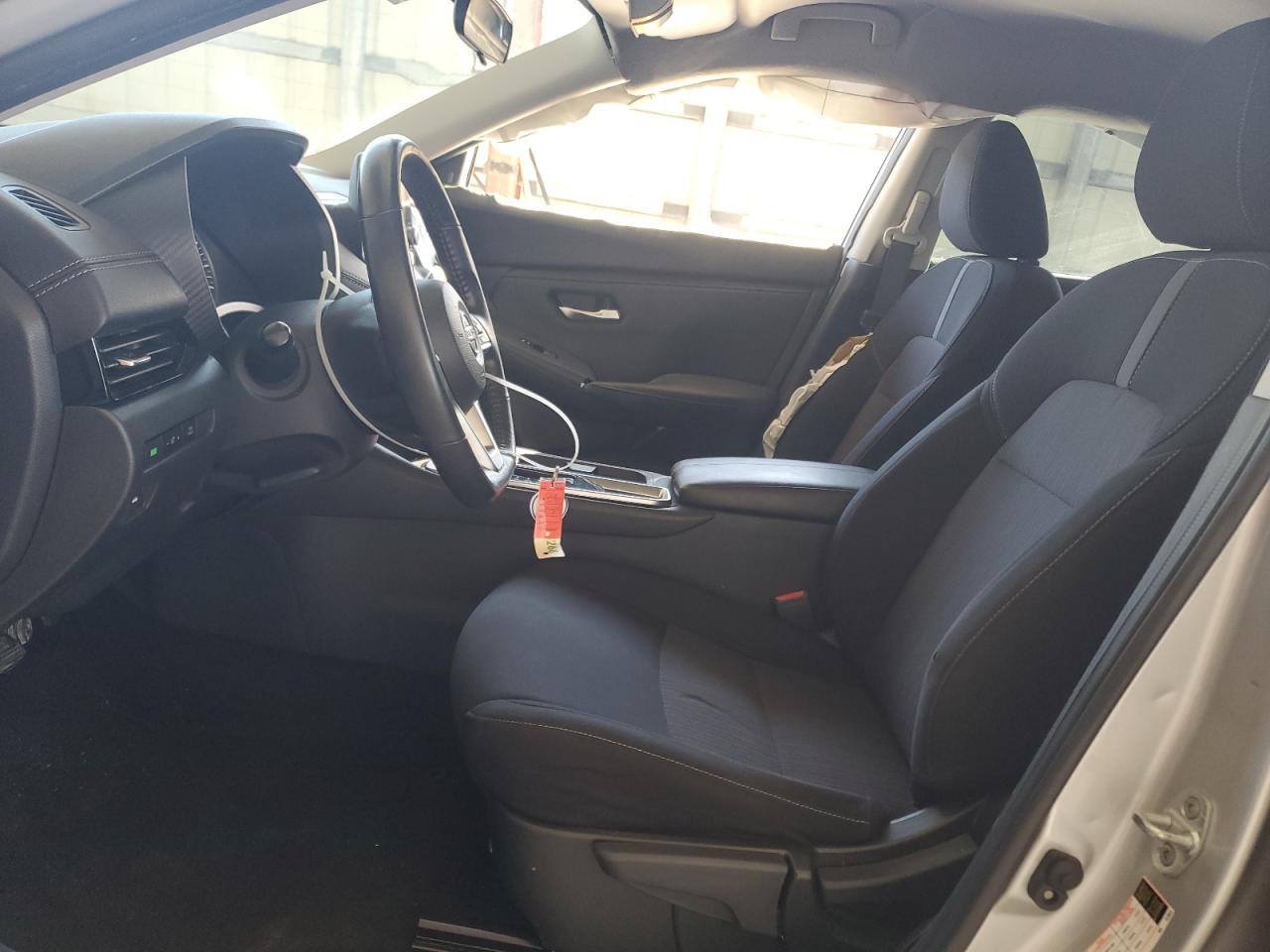 2022 Nissan Sentra - Image 7