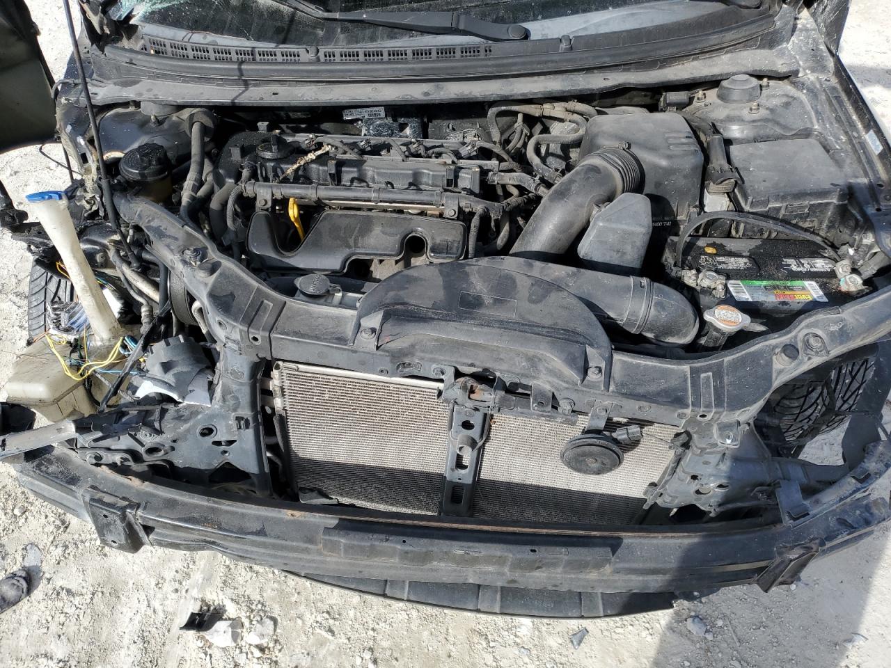 2011 Kia Forte - Image 13