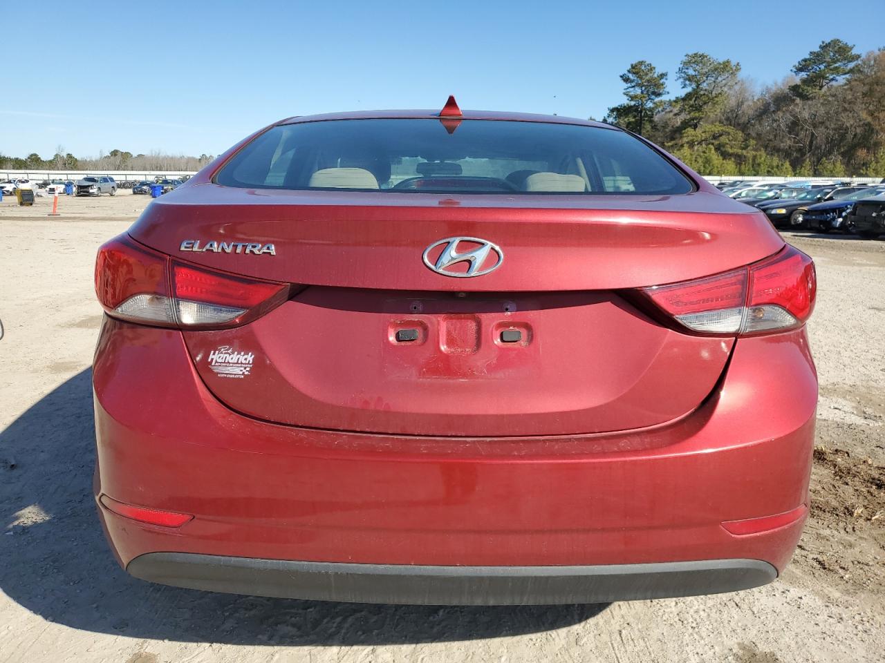 2016 Hyundai Elantra - Image 6