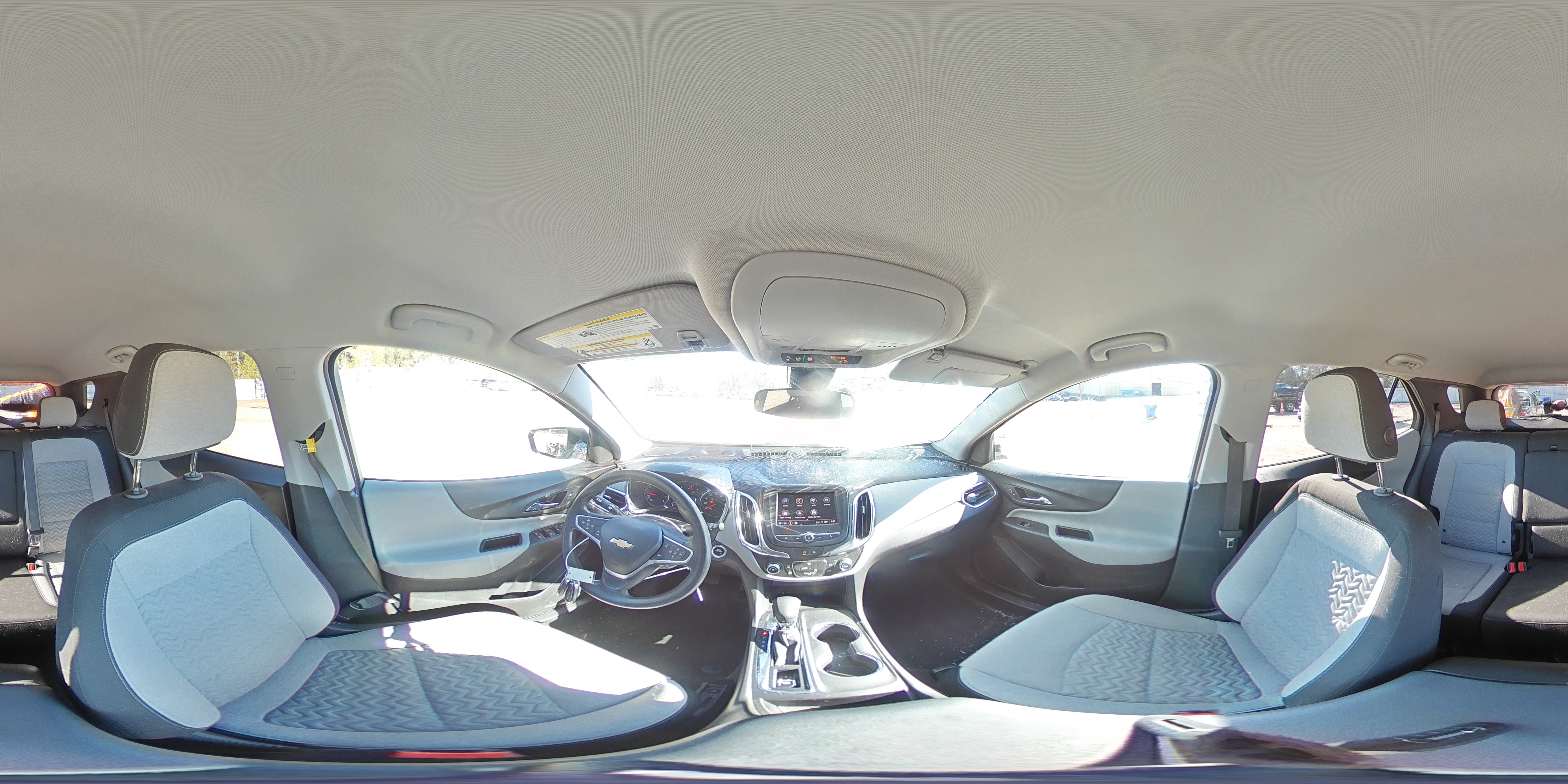 2022 Chevrolet Equinox - Image 13