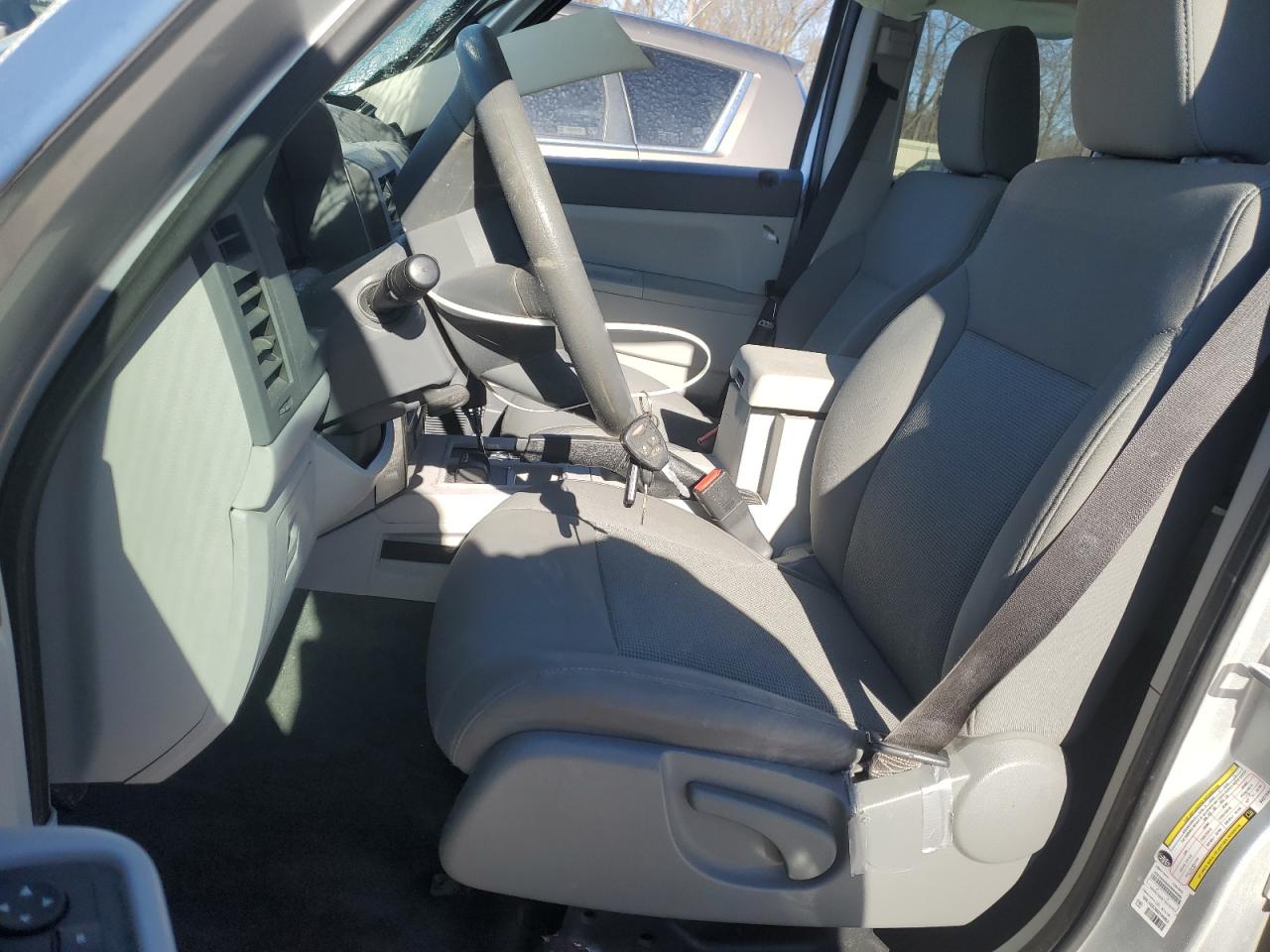 2008 Jeep Liberty (North America) - Image 7