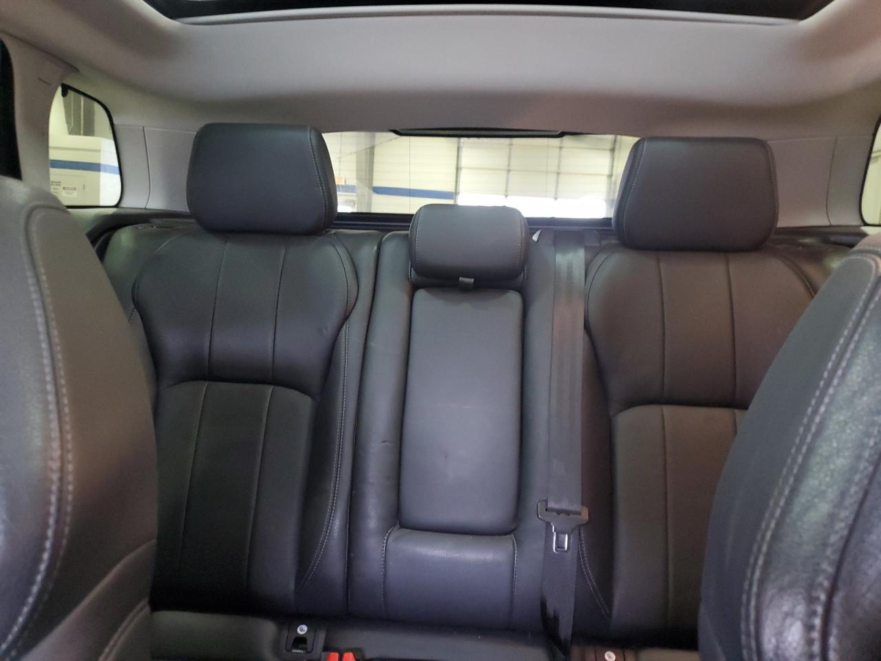 2016 Land Rover Range Rover - Image 10