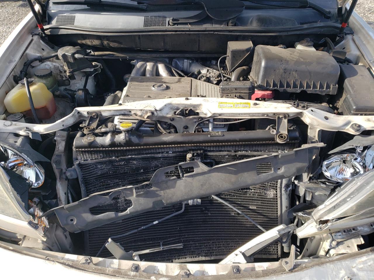 2000 Lexus RX - Image 13