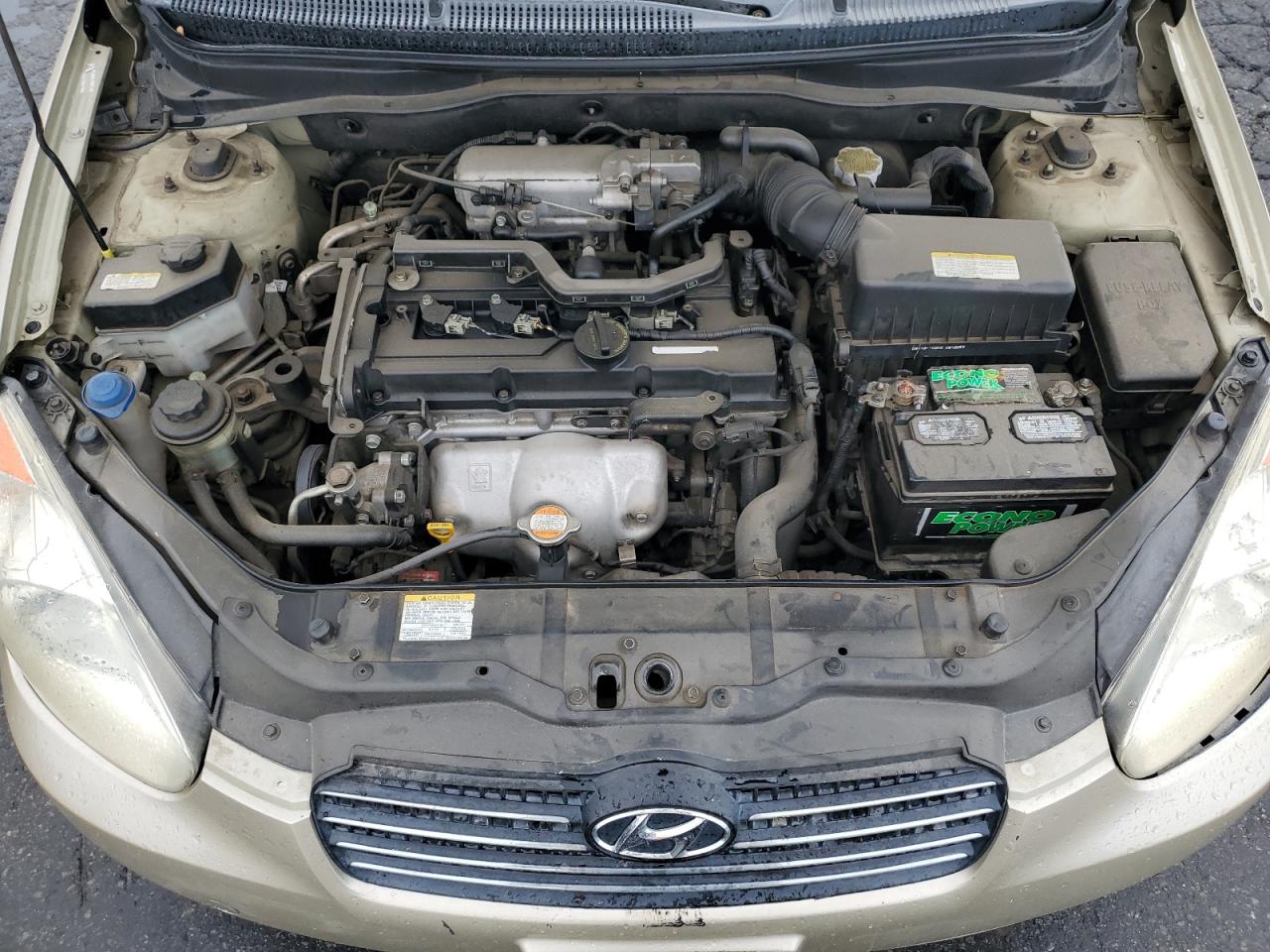 2007 Hyundai Accent - Image 11