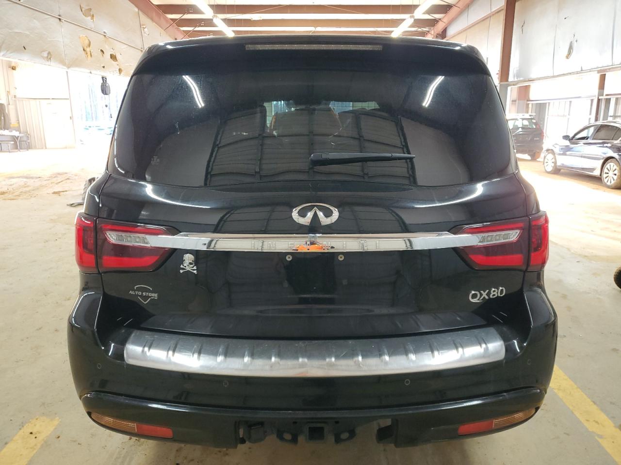 2018 Infiniti QX80 - Image 6