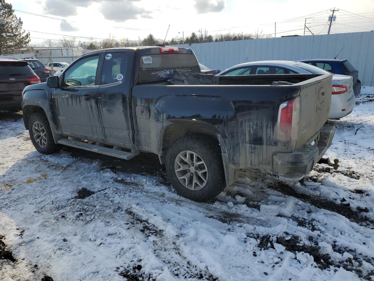 2015 GMC Canyon - Image 2