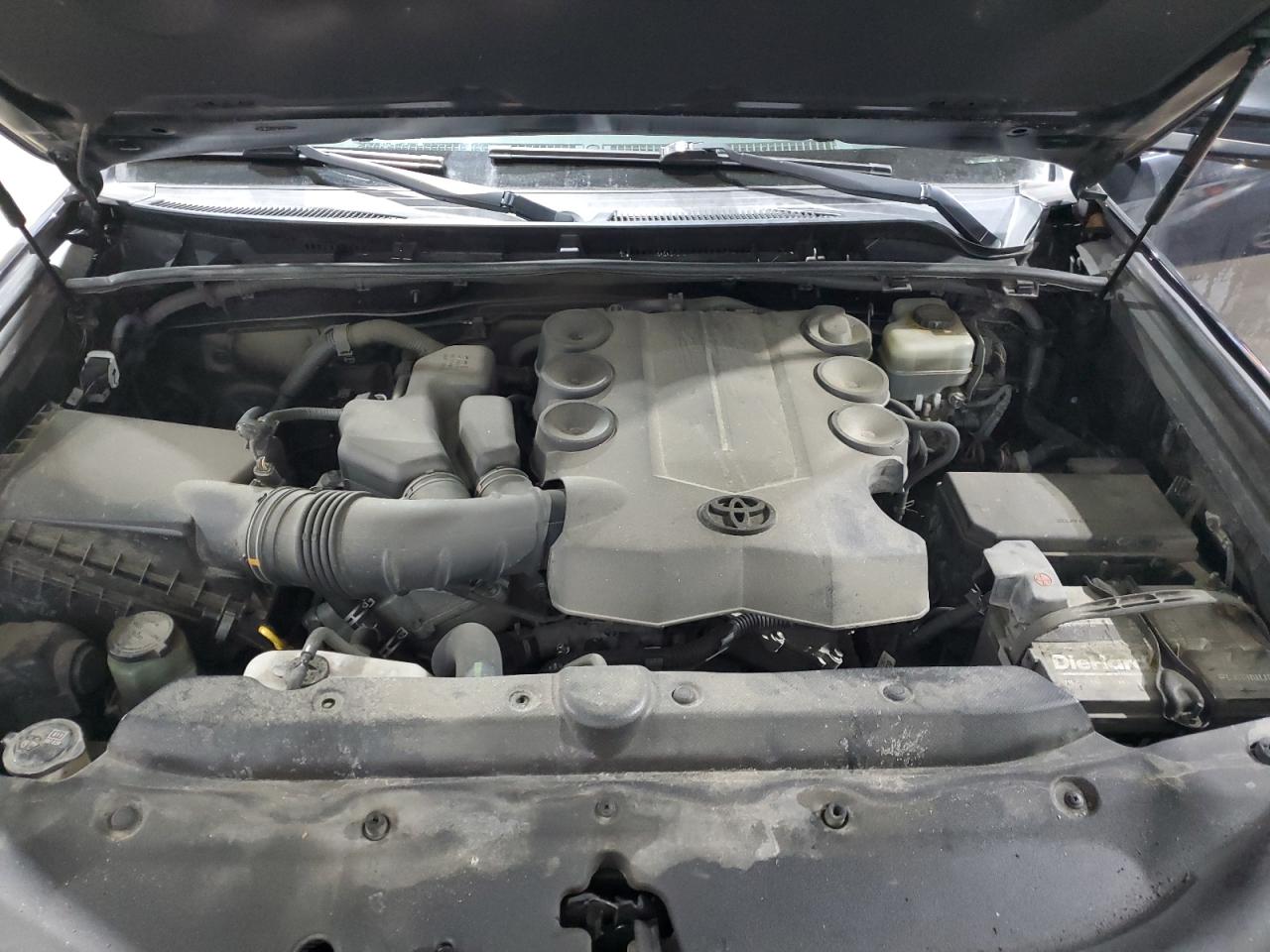 2016 Toyota 4Runner - Image 13