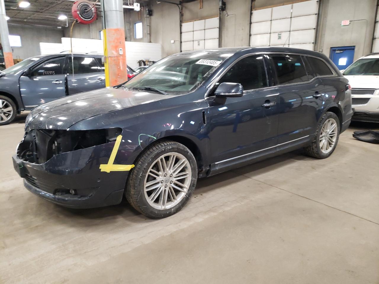 2013 Lincoln MKT - Image 1