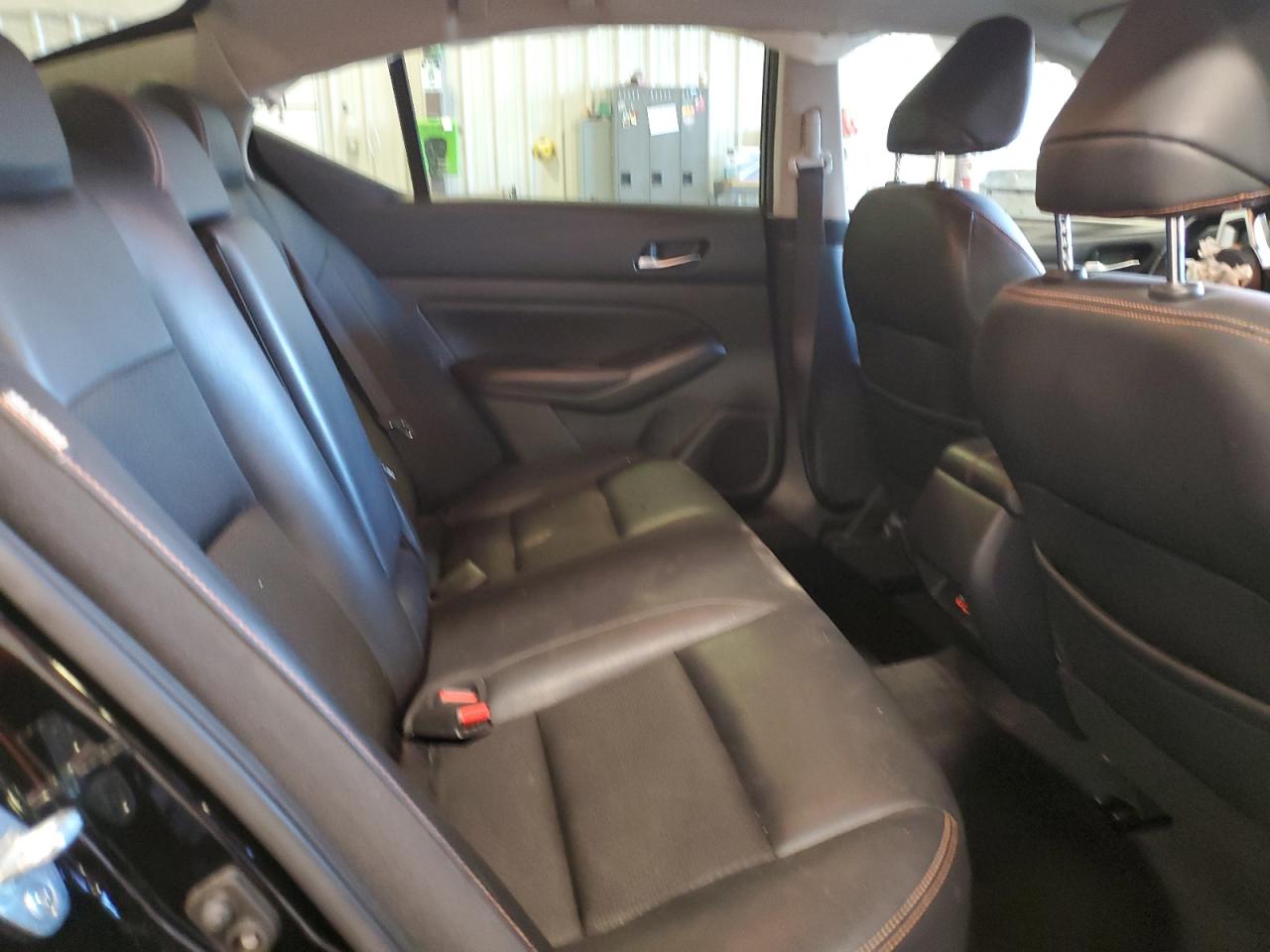 2019 Nissan Altima - Image 10