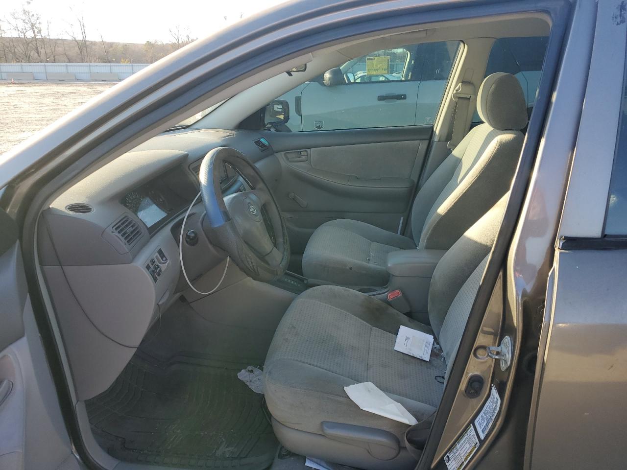 2005 Toyota Corolla - Image 7